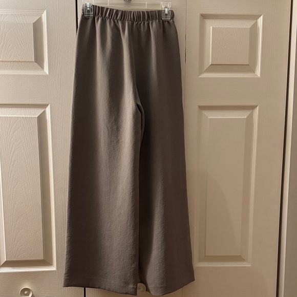 Aritzia Lodge Pants - Picture 4 of 4